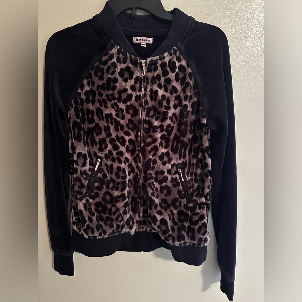 Y2K Style Juicy Couture Cheetah Velour Zip Top